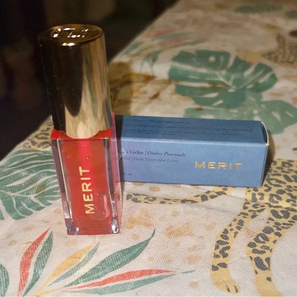 Merit Pink Lip Oil BNWB Les Daux - Picture 5 of 5